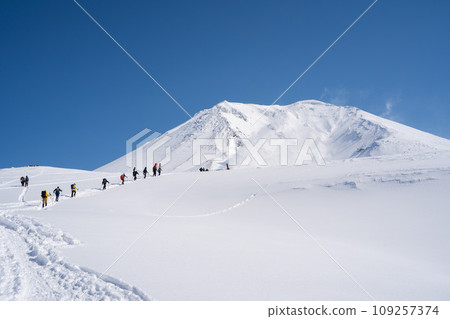 [Hokkaido/Daisetsuzan] Asahidake in winter 109257374