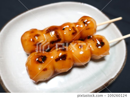 Mitarashi dumpling Mitarashi dumpling 109260124