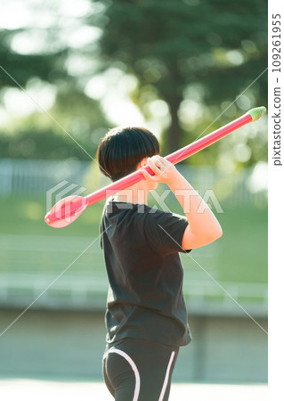 ground, land, female 109261955