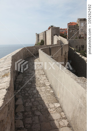 Dubrovnik city walls Dubrovnik city walls 109262492