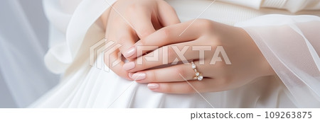 Nail design for the bride 109263875