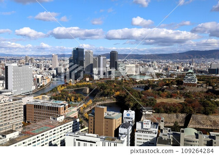 Osaka in November, Osaka Castle Park with autumn leaves, Osaka Business Park with a view of Osaka Castle in the autumn sky, a new hotel Osaka in November, Osaka Castle Park with autumn leaves, Osaka Business Park with a view of Osaka Castle in the autumn sky, a new hotel 109264284