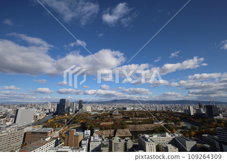 Osaka in November, Osaka Castle Park with autumn leaves, Osaka Business Park with a view of Osaka Castle in the autumn sky, a new hotel Osaka in November, Osaka Castle Park with autumn leaves, Osaka Business Park with a view of Osaka Castle in the autumn sky, a new hotel 109264309