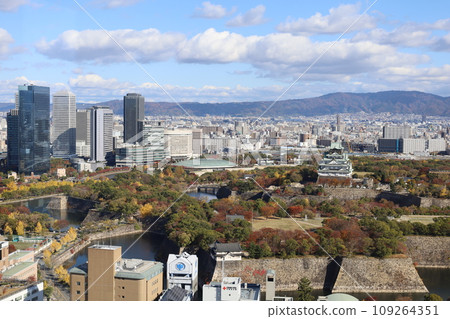 Osaka in November, Osaka Castle Park with autumn leaves, Osaka Business Park with a view of Osaka Castle in the autumn sky, a new hotel Osaka in November, Osaka Castle Park with autumn leaves, Osaka Business Park with a view of Osaka Castle in the autumn sky, a new hotel 109264351