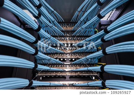 The heart and importance of a network server is a matter of feeling right and fast in the operation of the computer 109265927