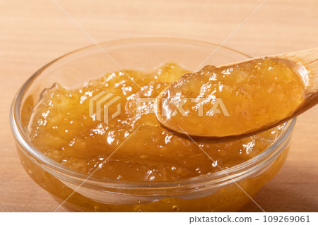 柚子和蜂蜜果醬 109269061