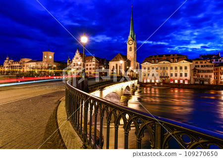 Beautiful night view of historic city center of Zurich, Switzerland. 109270650