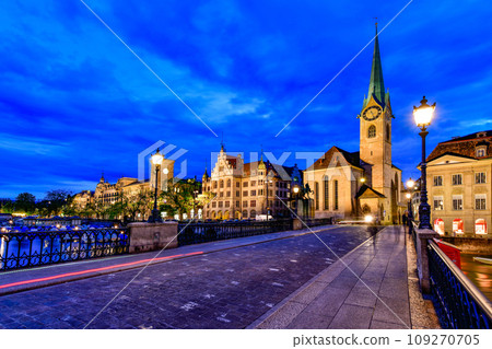 Beautiful night view of historic city center of Zurich, Switzerland. 109270705