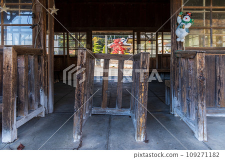 Scenery of Watarase Keikoku Railway “Kamigamibai” station Scenery of Watarase Keikoku Railway “Kamigamibai” station 109271182