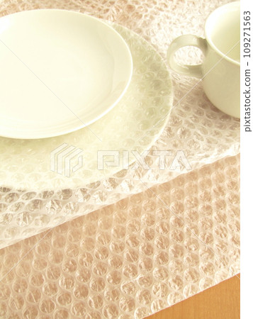 Packing tableware (flea market, mail order, online auction, moving) 109271563