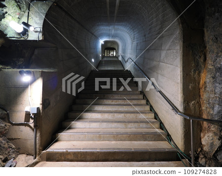 群馬綠市小平石灰岩洞穴出口樓梯 群馬綠市小平石灰岩洞穴出口樓梯 109274828