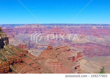 Beautiful bird's-eye view of the Grand Canyon. Beautiful bird's-eye view of the Grand Canyon. 109277903