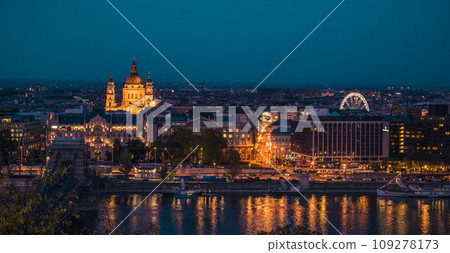 Budapest, Hungary. Night view on Parliament building over delta of Danube river. 109278173