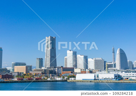 Yokohama Minato Mirai Cityscape Yokohama Minato Mirai Cityscape 109284218