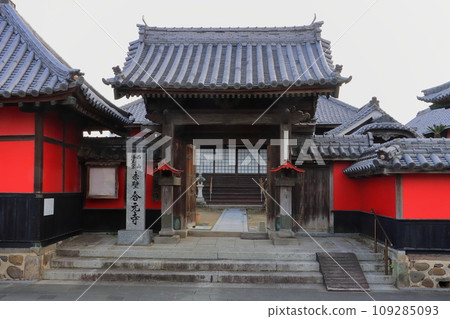 Gogenji Temple (Akakabeji Temple, Teramachi, Nakatsu City) Gogenji Temple (Akakabeji Temple, Teramachi, Nakatsu City) 109285093