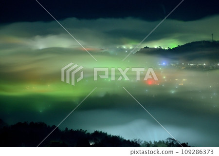 Sea of clouds in Chichibu Basin from Minoyama 109286373