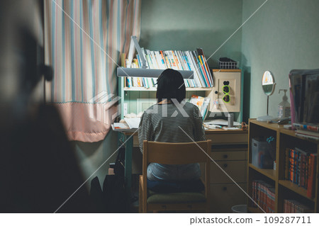 學習 念書 教育 109287711