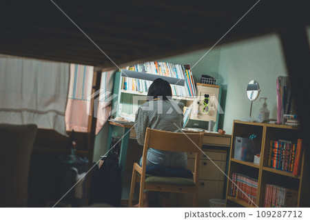 studying, girl, young girl 109287712