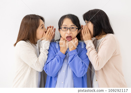 阿姨說出秘密 109292117