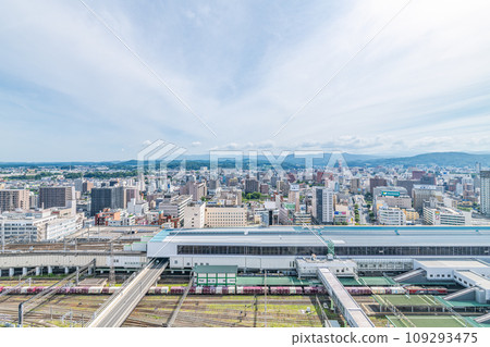 Morioka City, Iwate Prefecture, Morioka cityscape seen from around JR Morioka Station (eastward) 109293475