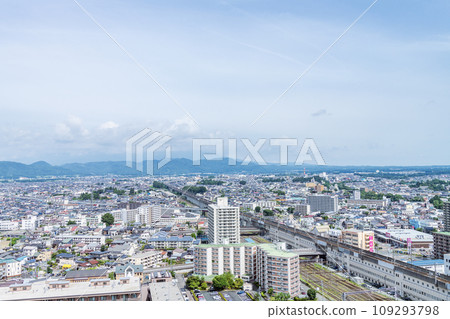 Morioka City, Iwate Prefecture, Morioka cityscape seen from around JR Morioka Station (north direction) 109293798