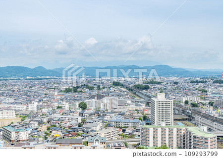 Morioka City, Iwate Prefecture, Morioka cityscape seen from around JR Morioka Station (north direction) 109293799
