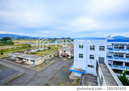 Great East Japan Earthquake remains, Kesennuma City, Miyagi Prefecture 109293950