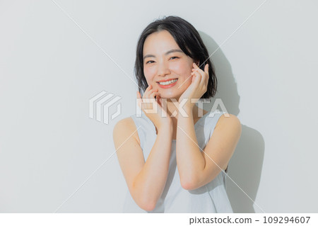 年輕女性的美麗形象 109294607