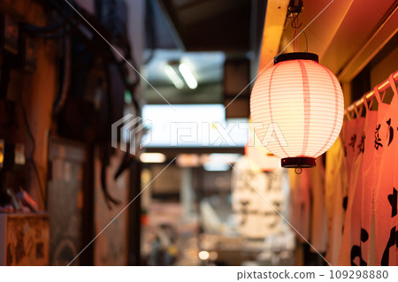 燈籠風景、酒館、酒吧 燈籠風景、酒館、酒吧 109298880