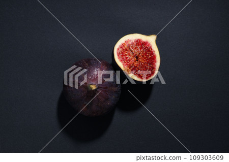 Figs, concept of tasty and juicy fruit 109303609