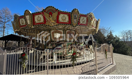 Merry-go-round in Moegi Village, Yamanashi Prefecture 109305964