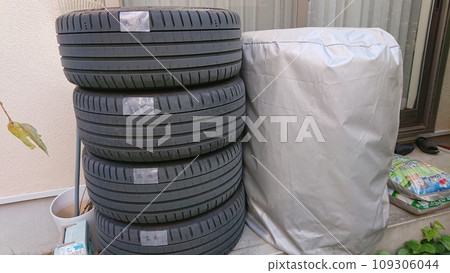 Ideas for changing tires and storing them. Attach notes with curing tape for rotation reference. Ideas for changing tires and storing them. Attach notes with curing tape for rotation reference. 109306044