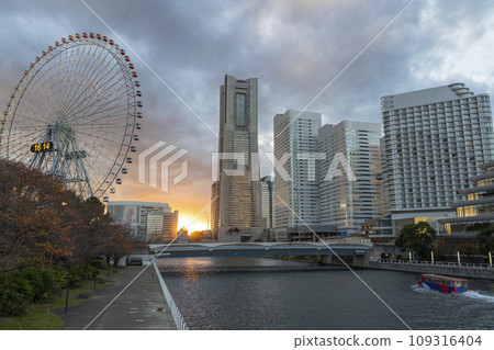 橫濱港未來日落 橫濱港未來日落 109316404