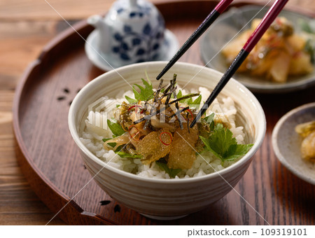 Matsumae pickles on rice 109319101