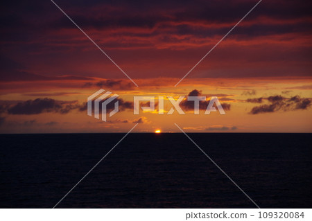 淡島附近的日本海日落 淡島附近的日本海日落 109320084