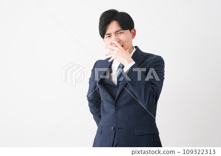 穿著西裝的年輕人 商業形象 穿著西裝的年輕人 商業形象 109322313