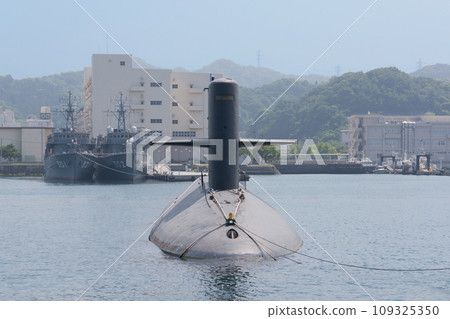 海上自衛隊春潮潛艇（正面） 109325350