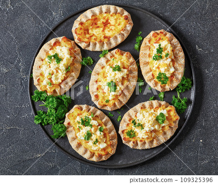 Karelian pasties, karelian pie, Finnish rye pies Karelian pasties, karelian pie, Finnish rye pies 109325396