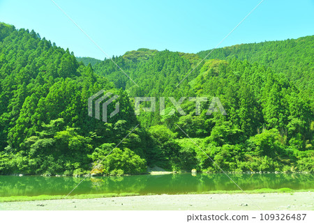 Kochi Prefecture/Niyodo River 109326487