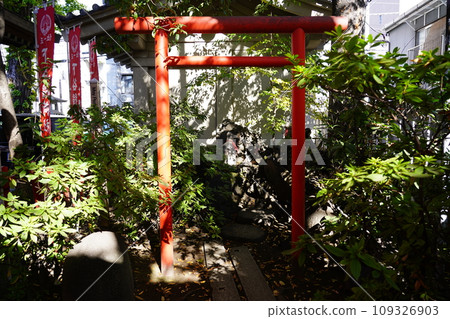 Shitaya Shrine Ryuei Inari Shrine ~Taito Ward, Tokyo~ Shitaya Shrine Ryuei Inari Shrine ~Taito Ward, Tokyo~ 109326903