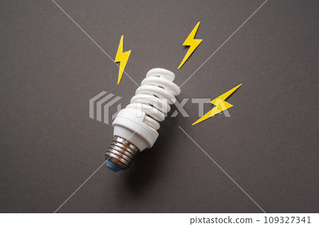 Light bulb with energy lightings. Idea concept. Energy and electricity 109327341