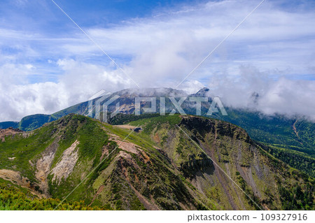 [Summer Yatsugatake] Mountains of Minami Yatsugatake_01 109327916