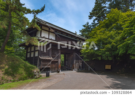 Aomori Hirosaki Castle Ninomaru South Gate 109328864