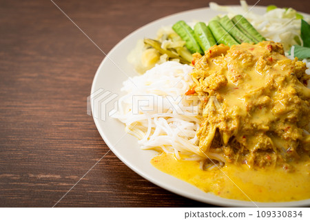 Thai Rice Noodles with Crab Curry and Variety Vegetables Thai Rice Noodles with Crab Curry and Variety Vegetables 109330834