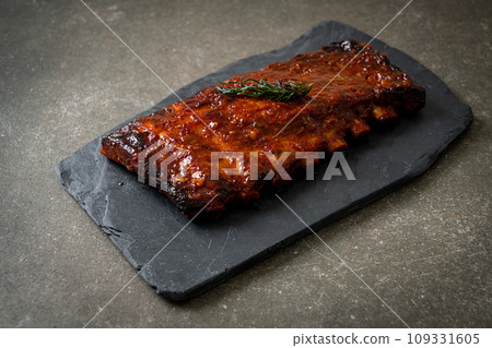 grilled and barbecue ribs pork grilled and barbecue ribs pork 109331605