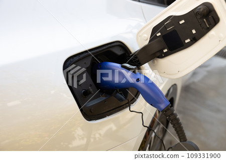 插電式混合動力汽車充電 109331900