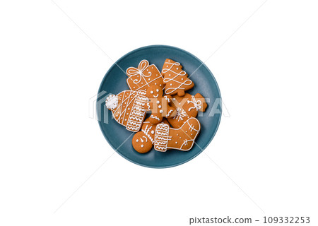 Beautiful Christmas composition with copy space with an inscription in wooden cubes 109332253