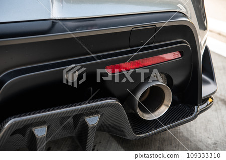 跑車消音器端部 109333310