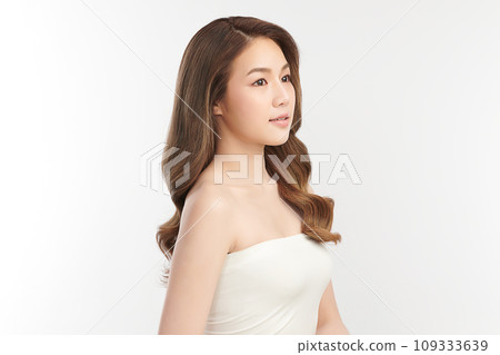 Beautiful young asian woman with clean fresh skin on white background, Face care, Facial treatment, Cosmetology, beauty and spa, Asian women portrait. 109333639