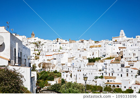 Beautiful view on Vejer de la Frontera, Spain, Andalusia region, Costa de la Luz, Cadiz district, White Towns, Iberian Peninsula, Old town. Ruta de los Pueblos Blancos Beautiful view on Vejer de la Frontera, Spain, Andalusia region, Costa de la Luz, Cadiz district, White Towns, Iberian Peninsula, Old town. Ruta de los Pueblos Blancos 109333896